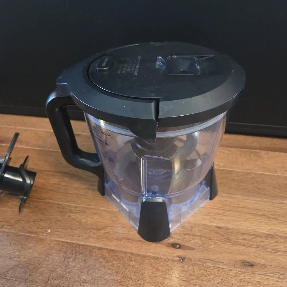 Ninja BL780CO 7-Cup 64 oz Food Processor Bowl w/Lid and Two Blades OEM